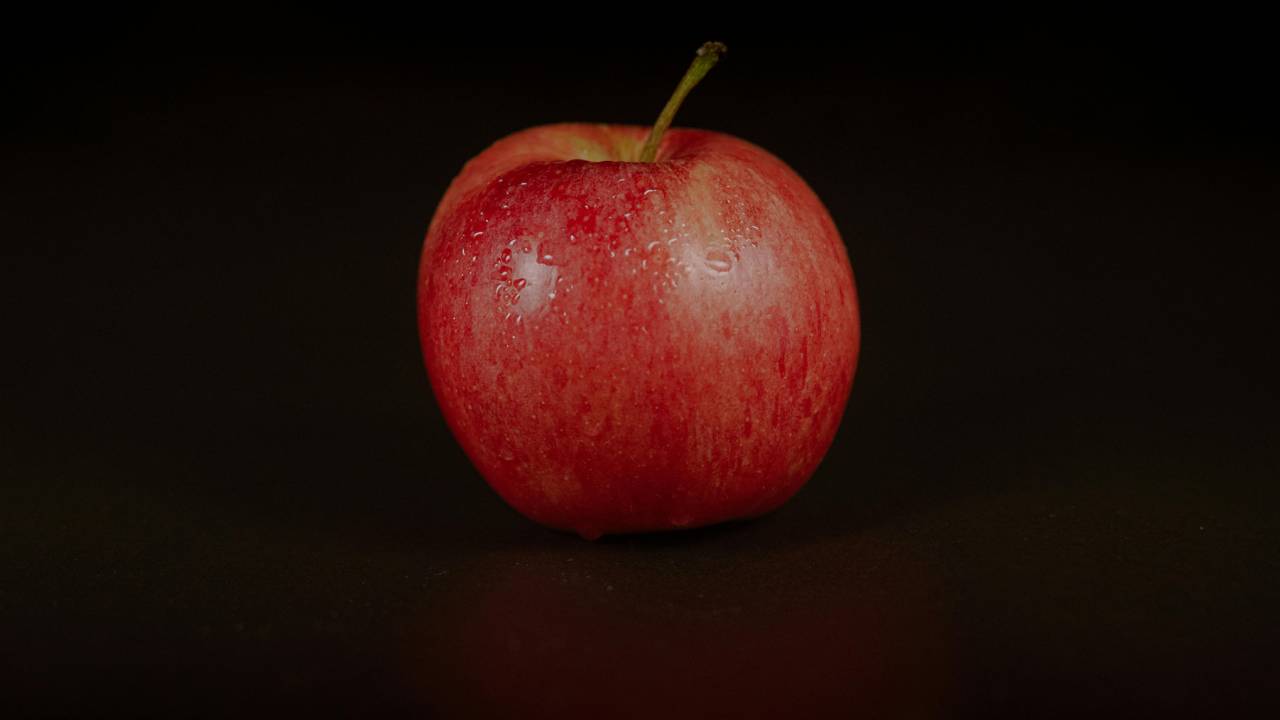 Red Apple