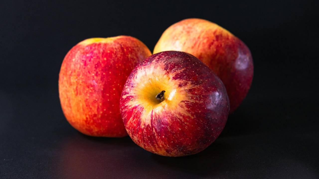 Three Apple